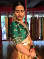 Green Emboidered Silk Lehenga Set of 2 - Image 3