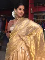 Ivory Banarasi Silk Lehenga Set of 3 - Image 4