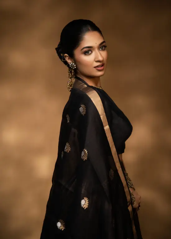 Black Organza Silk Dupatta with Kadwa Zari Motifs