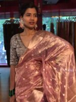 Light Pink Tissue Silk Saree woven with Beautiful Gold Zari Buttis - Image 5