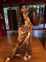 Metallic Gold Tissue Buttis Silk Saree with Beautiful Gold Zari - Image 5