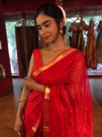 Red Handwoven Mangalagiri Chequered Silk Saree - Image 2