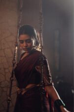 Brown Mangalagiri Silk Saree woven in Gold Zari Checks - Image 3