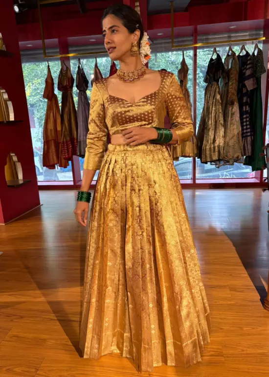 Molten Gold Tissue Silk Lehenga Set (Set of 2)