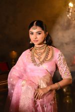 Pink Heavy Embroidered Silk Lehenga (Set of 3) - Image 2