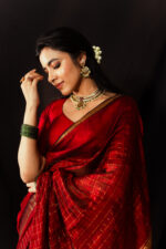 Maroon Mangalagiri Silk Saree in Gold Zari Chequered Pattern