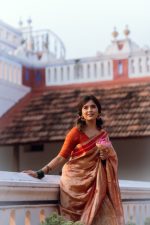 Red Traditional Tissue Lehenga Set Of 3 - Image 7