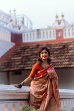 Red Traditional Tissue Lehenga Set Of 3 - Image 7