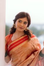 Red Traditional Tissue Lehenga Set Of 3 - Image 3