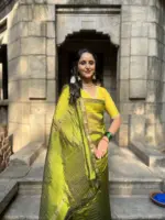 Green Chequered Mangalagiri Silk Saree - Image 4