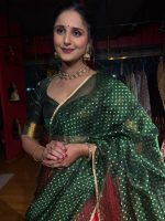 Green Silk Lehenga With Tissue Silk Dupatta Set of 3 - Image 10