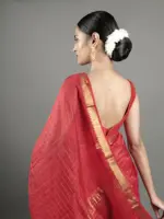 Red Chequered Handwoven Mangalagiri Silk Saree - Image 3