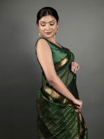 Bottle Green Chequered Handwoven Mangalagiri Silk Saree - Image 5