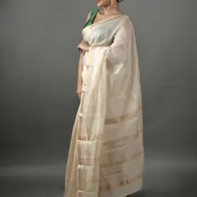 Ivory Chequered Handwoven Mangalagiri Silk Saree