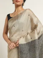 Ivory Printed Silk Saree - Image 4