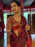 Maroon Mangalagiri Silk Saree in Gold Zari Chequered Pattern - Image 4
