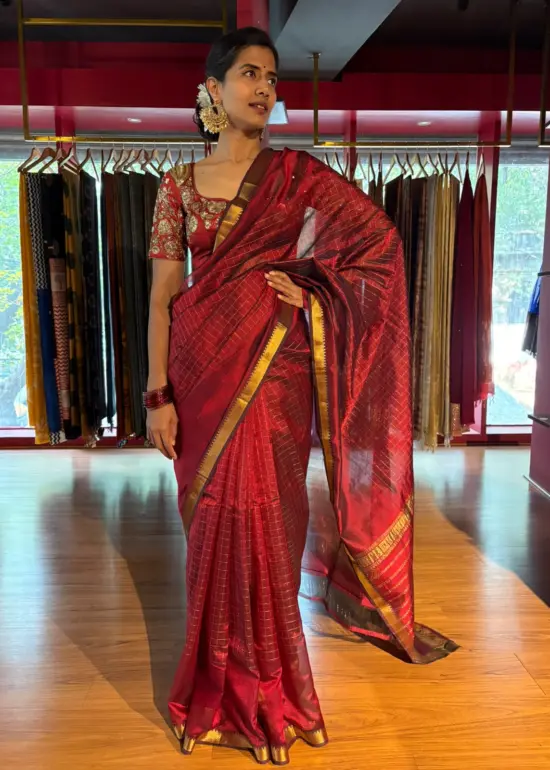 Maroon Mangalagiri Silk Saree in Gold Zari Chequered Pattern