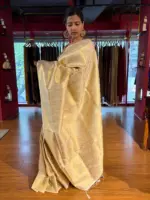 Ivory Banarasi Silk Saree - Image 4